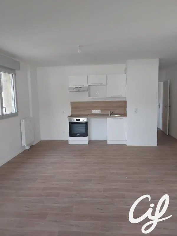Kitchen - New Flat with Balcony in La Chapelle-sur-Erdre