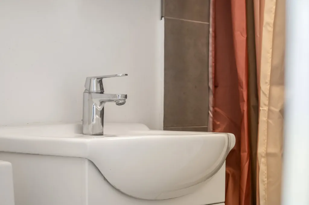 Vannitoad - Condo with French Balcony in Hillerød
