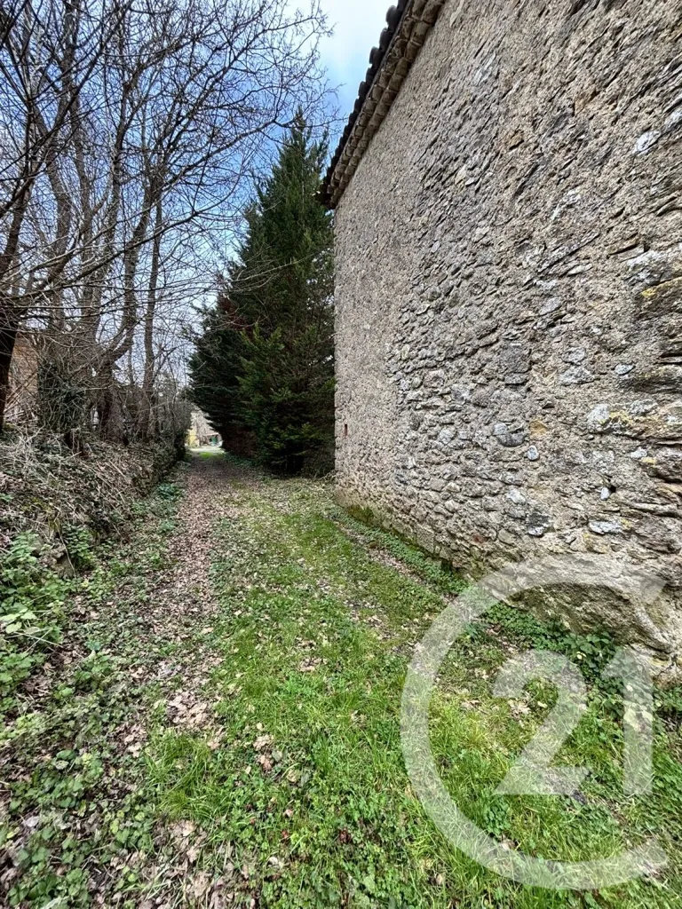 Giardino - Old Mill with River View in Limbrassac