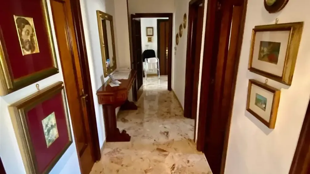 Appartement 4 pièces à IT