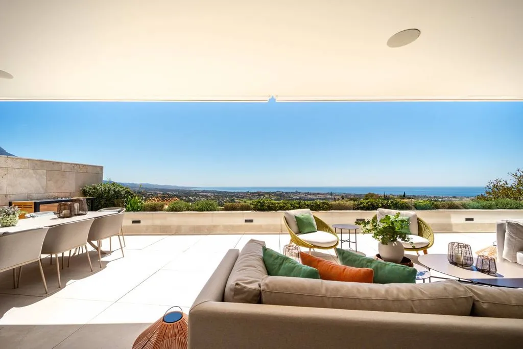 Terrass - Luxury Apartment with Sea View in Benahavís