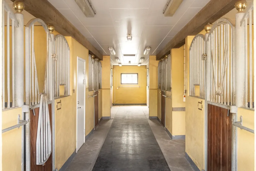 Entrée - Equestrian Facility with Pool in Helsingborg