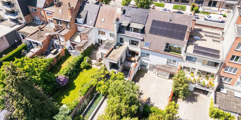 Vista aerea - Stately Townhouse with Pool in Aalst