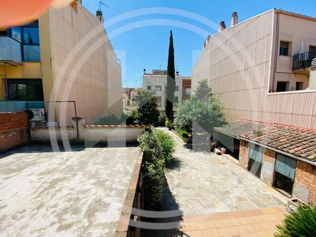 Jardin - Historic House with Garden in Cardedeu Centre