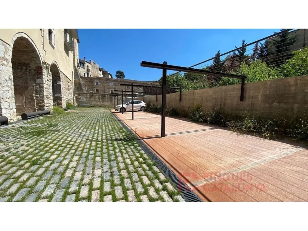 Jardin - Luxury Apartment with Historic Setting in Girona