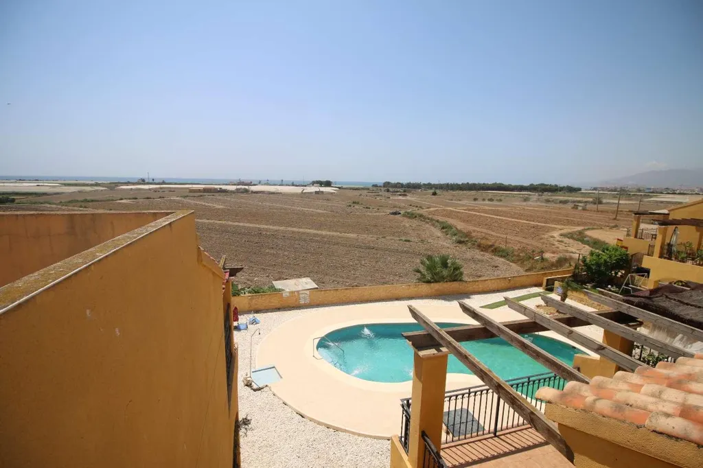 Piscine - Penthouse with Rooftop Solarium in Palomares