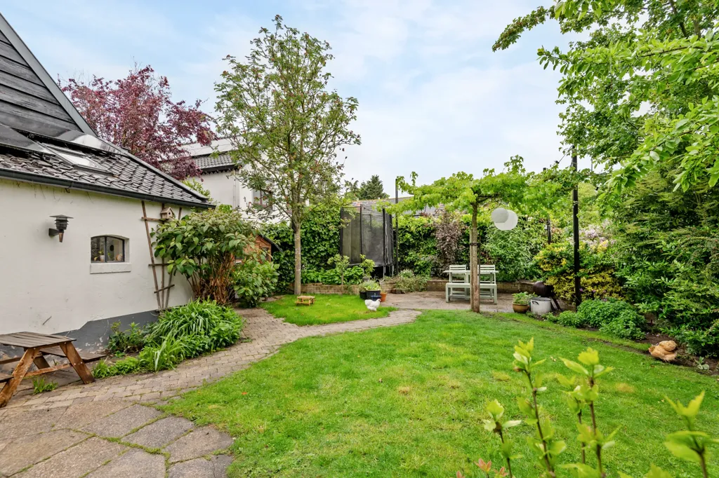 Jardin - Charming Free-Standing House with Garden View in Deil