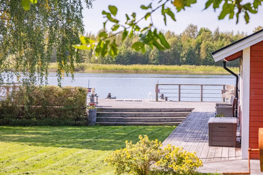 Terrass - Strandtomt with Marina in Österskär