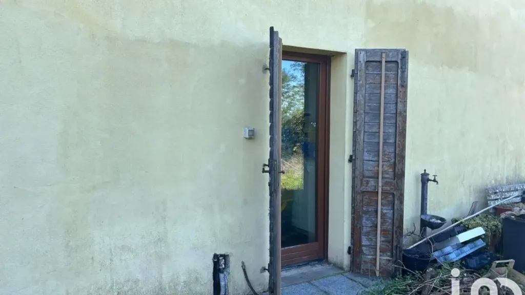 Aed - Rustic Property with Garden in Vicchio