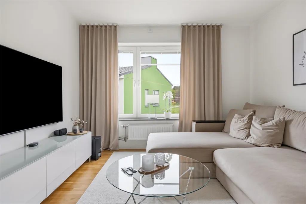 Séjour - Modern Flat with South-West Balcony in Vagnhärad