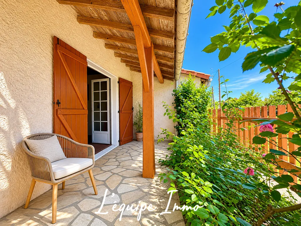 Terrass - Village House with Potential in Cadours