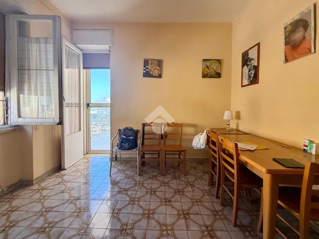 Salle à manger - 3-Room Apartment with Balcony in Bitonto