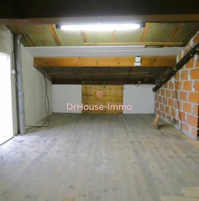Garaaž - Four-Piece House with Office Space in Sort-en-Chalosse