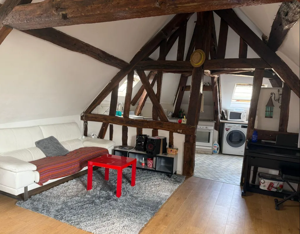 Pièces - Appartement Traversant avec Cheminée à Rouen