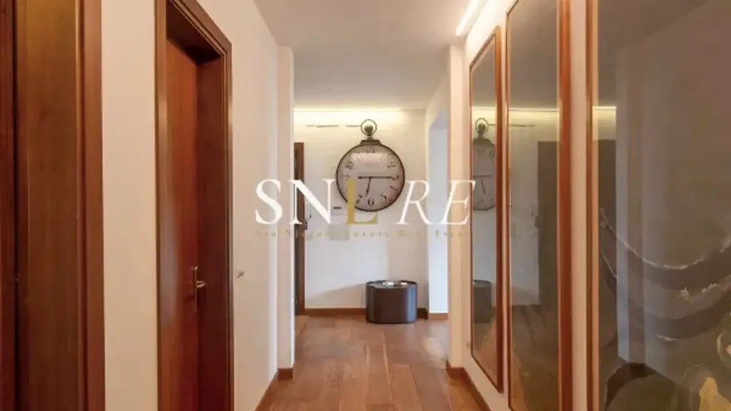 Entrée - Luxury Apartment with Balcony in Florence