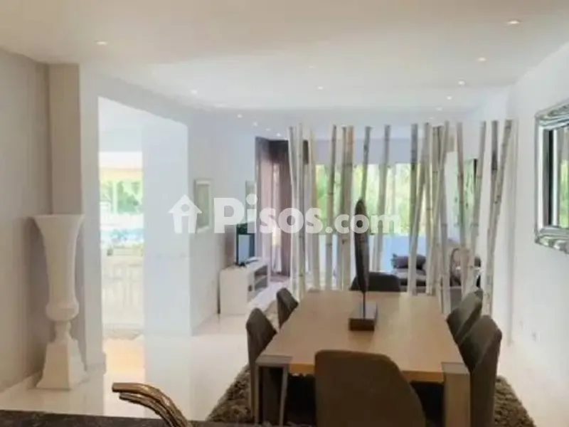 Dining Room - Luxury Apartment with Pool in Puerto Banús