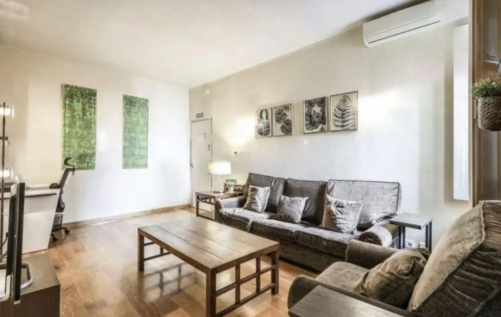 Séjour - 1-Bedroom Apartment with Spa in Recoletos