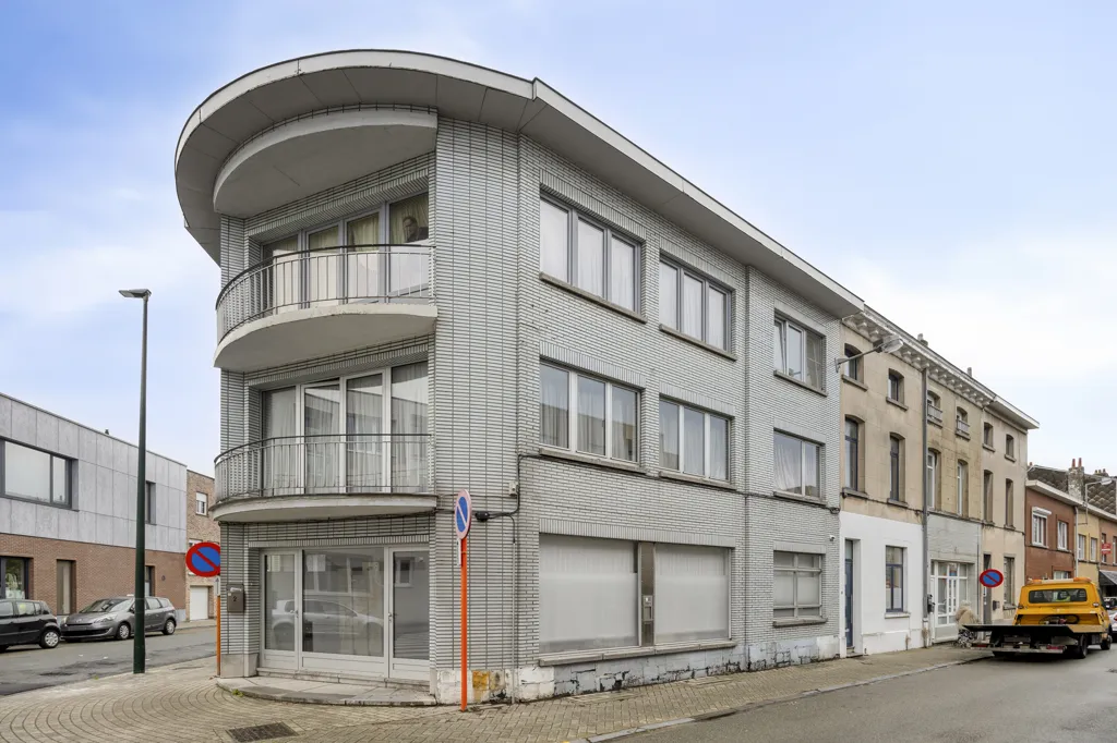 Extérieur - Appartement Lumineux avec Terrasses à Strombeek