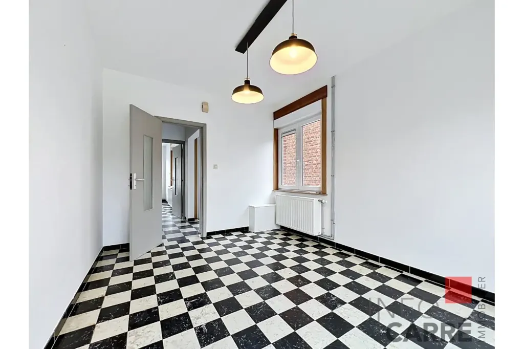 hallway_entrance