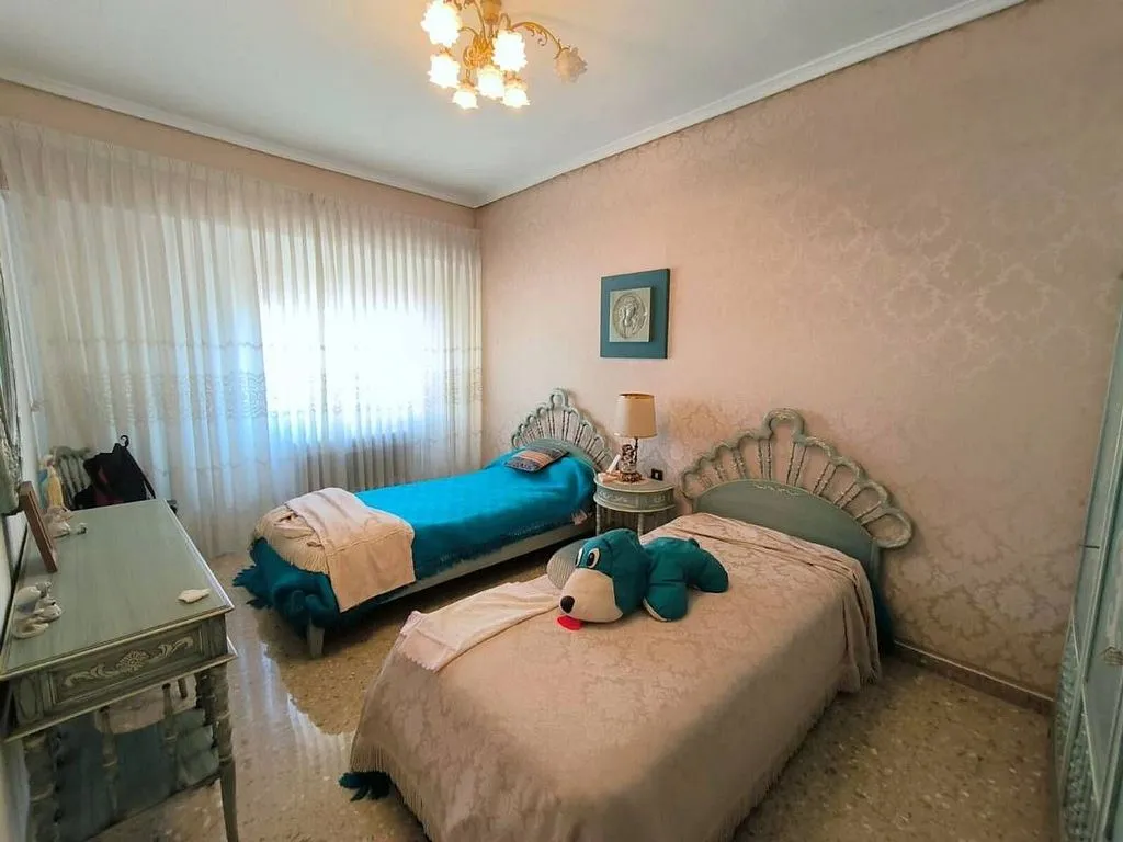 Magamistoad - Spacious Apartment with Balcony in Albacete