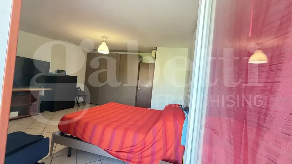 Chambres - Three-Bedroom Apartment in Marcianise