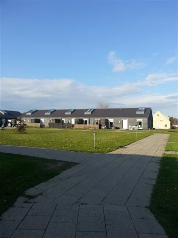 Välivaade - Three-Room Apartment with Balcony in Lynæs