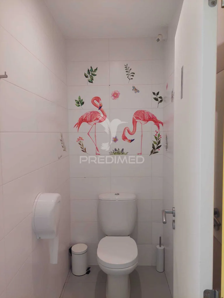 Salles de bain - Commercial Space with Esplanada in Quarteira