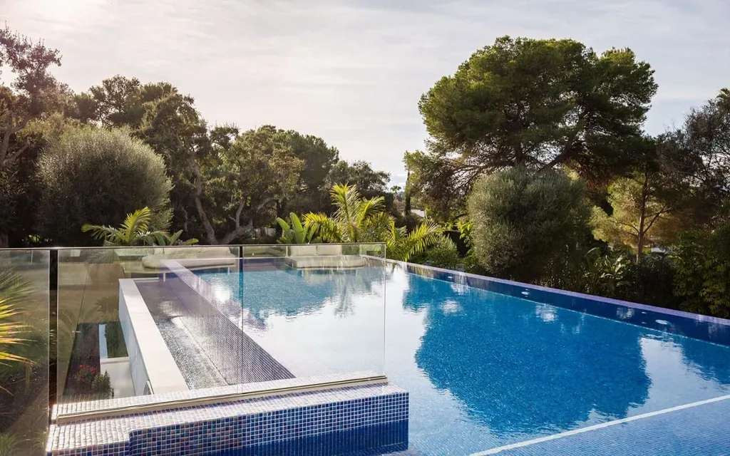 pool_area
