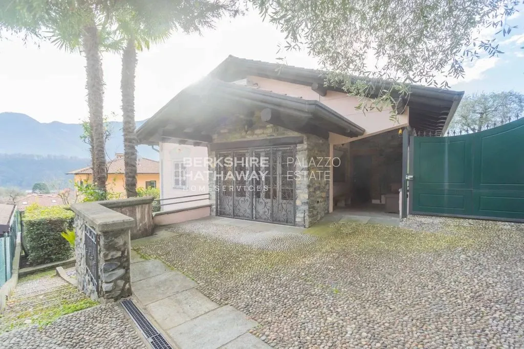 Extérieur - Lake View Villa with Garden in Tremezzina