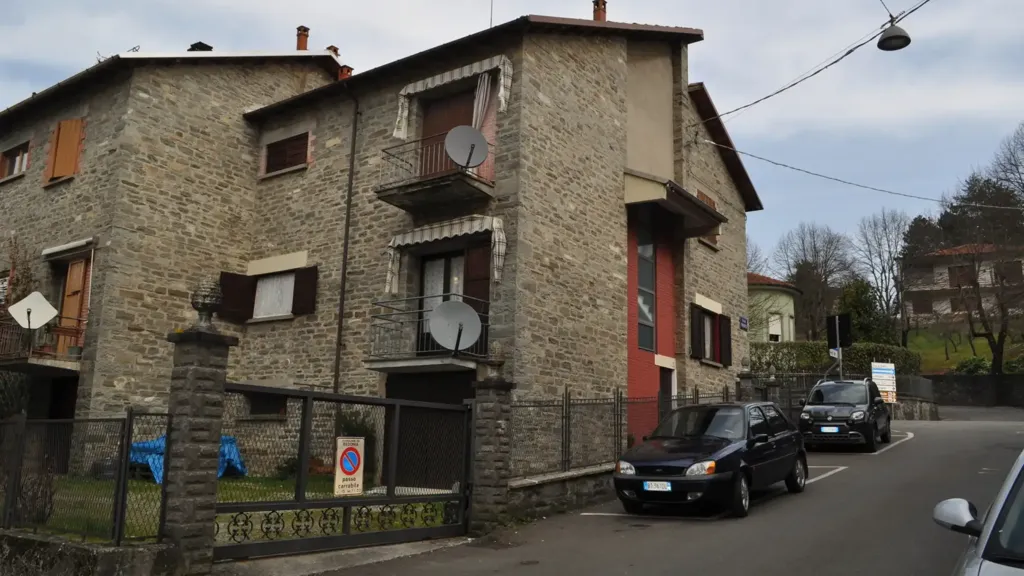 Välivaade - Three-Bedroom Apartment with Balcony in Bedonia