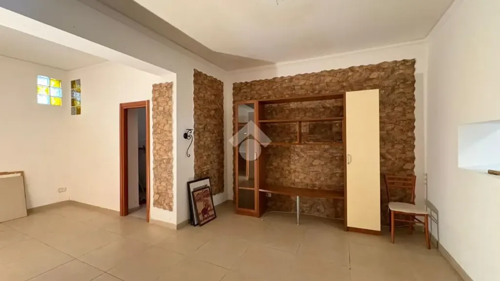 Hallway - Rustic 2-Bedroom Flat in Palermo