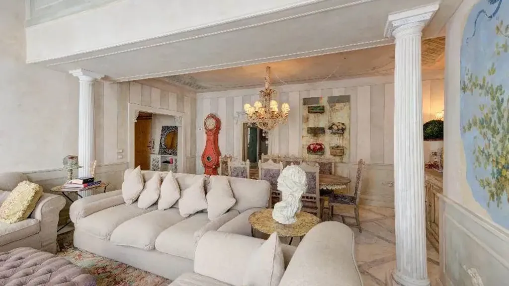 Elutuba - Rusticated Apartment with Soppalco in Florence