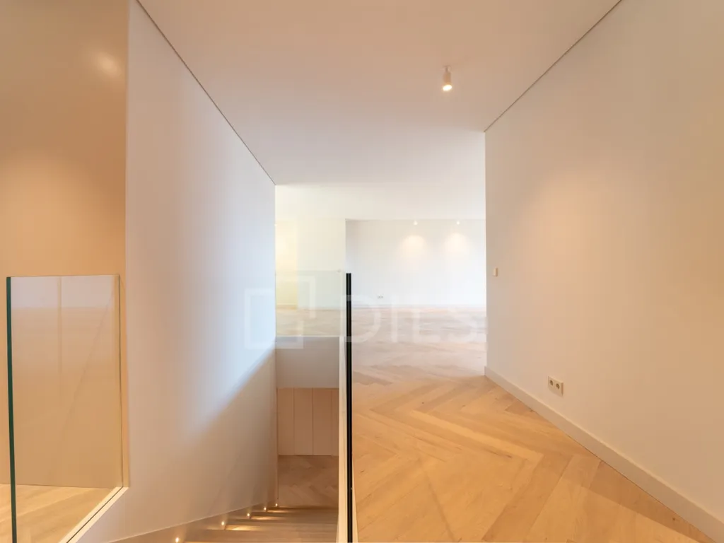 Toad - Luxury Apartment with River Views in Porto