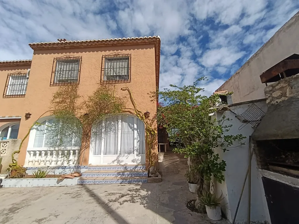Maison 4 pièces à Benitachell (EL Poble Nou de Benitatxell )