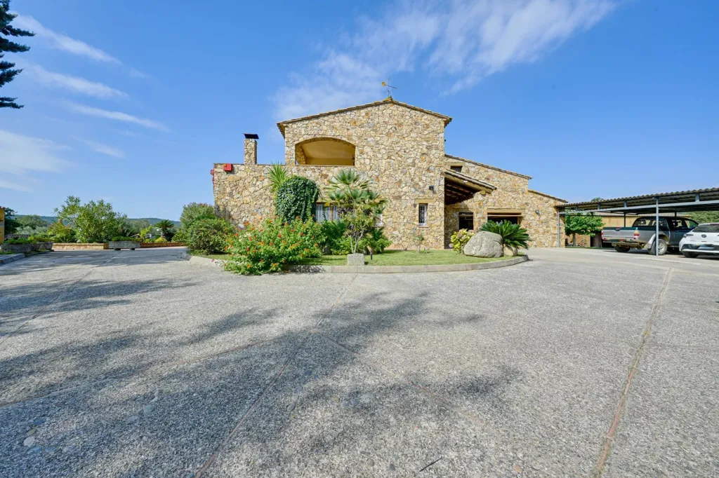 Välivaade - Luxury Farmhouse with Pool in Calonge