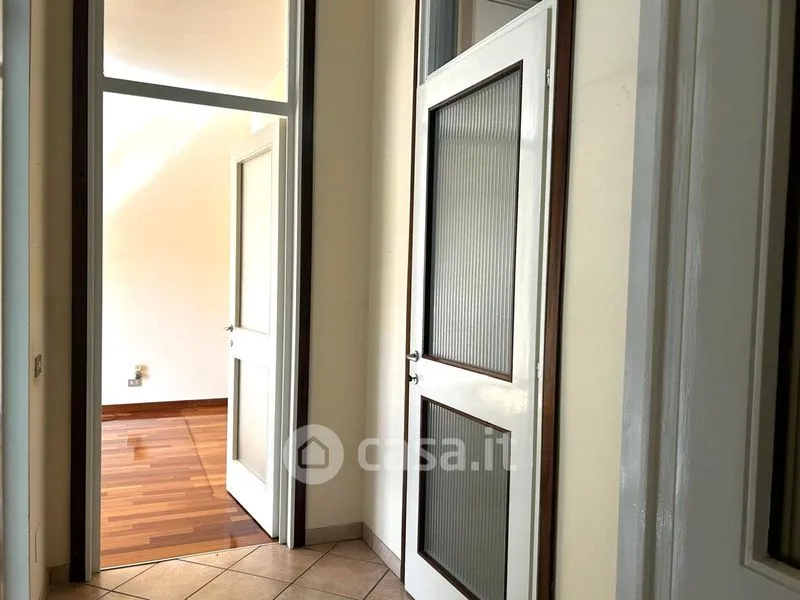 Entrée - Three-bedroom Apartment with Balconies in Cantù