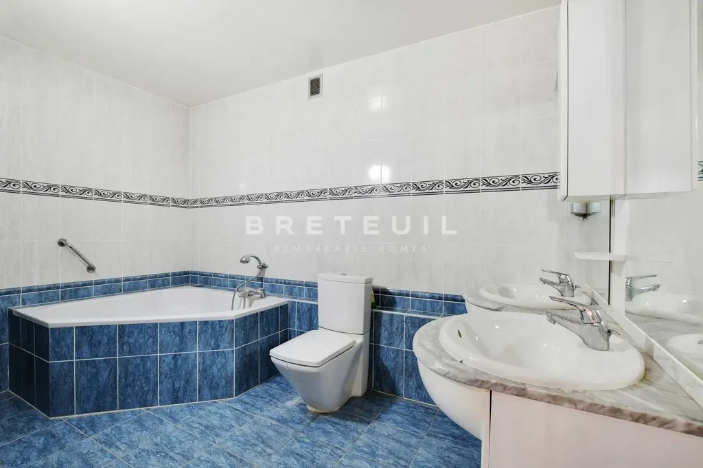 Salles de bain - Appartement 4 pièces à Paris 10ème