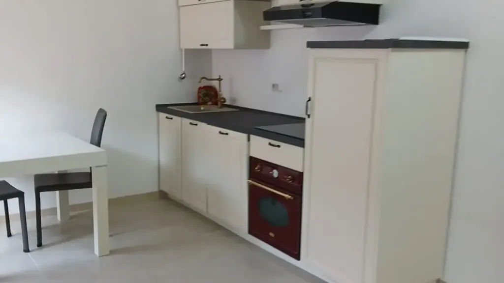 Cuisine - Rented Studio with Garden in Pavia