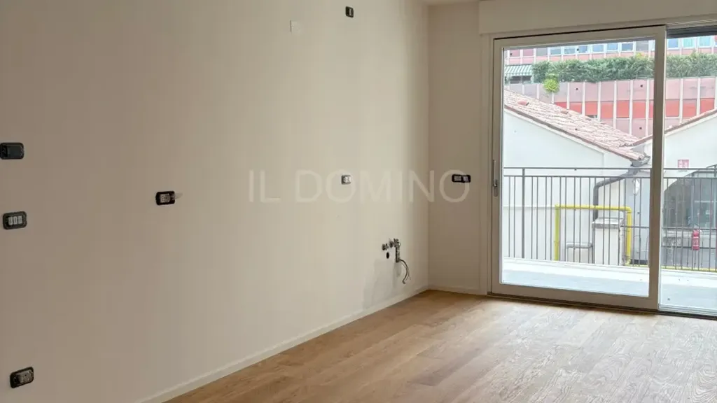 Pièces - Modernised Apartment with Terrace in Padua