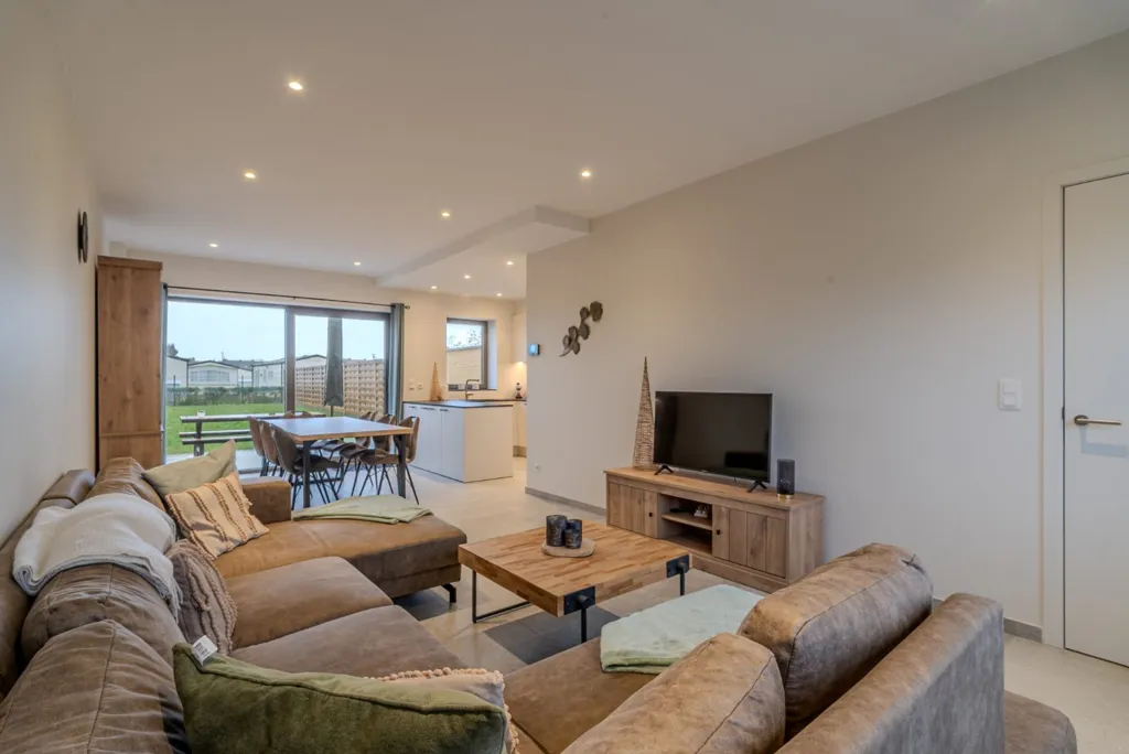 Séjour - Maison Rénovée avec Terrasse à Middelkerke
