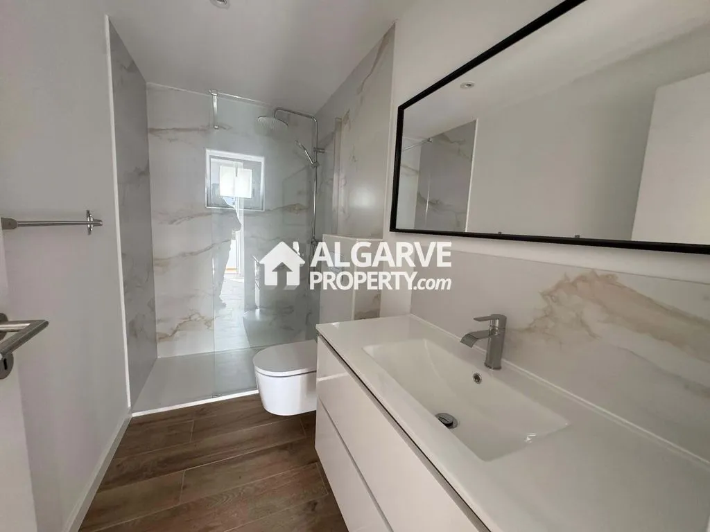 Vannitoad - Renovated Villa with Panoramic Views in Albufeira