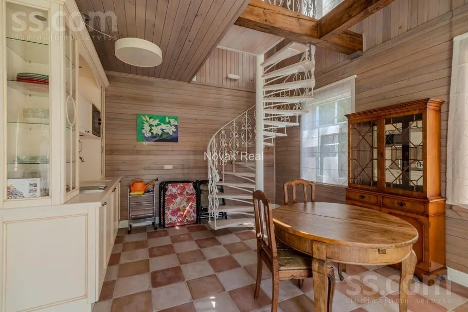 Salle à manger - Seafront Apartment with Summer House in Dzintari