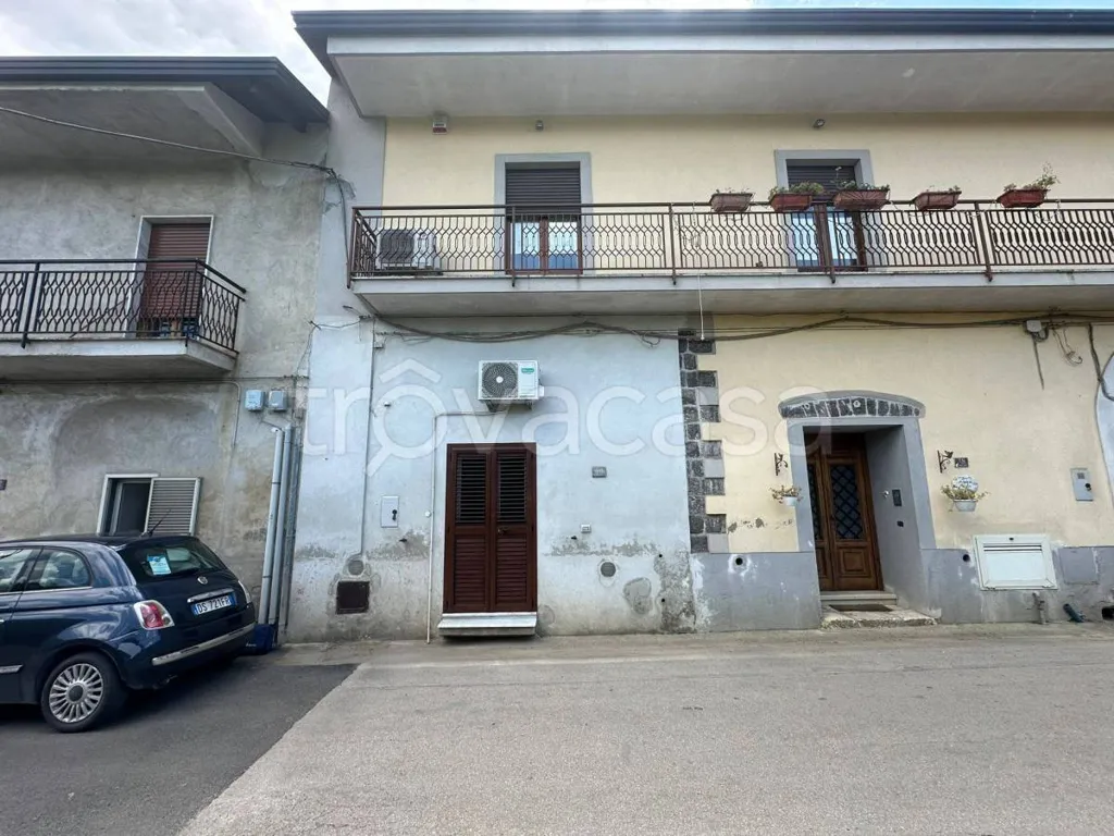 Välivaade - Terrace Flat with Private Garden in Caserta