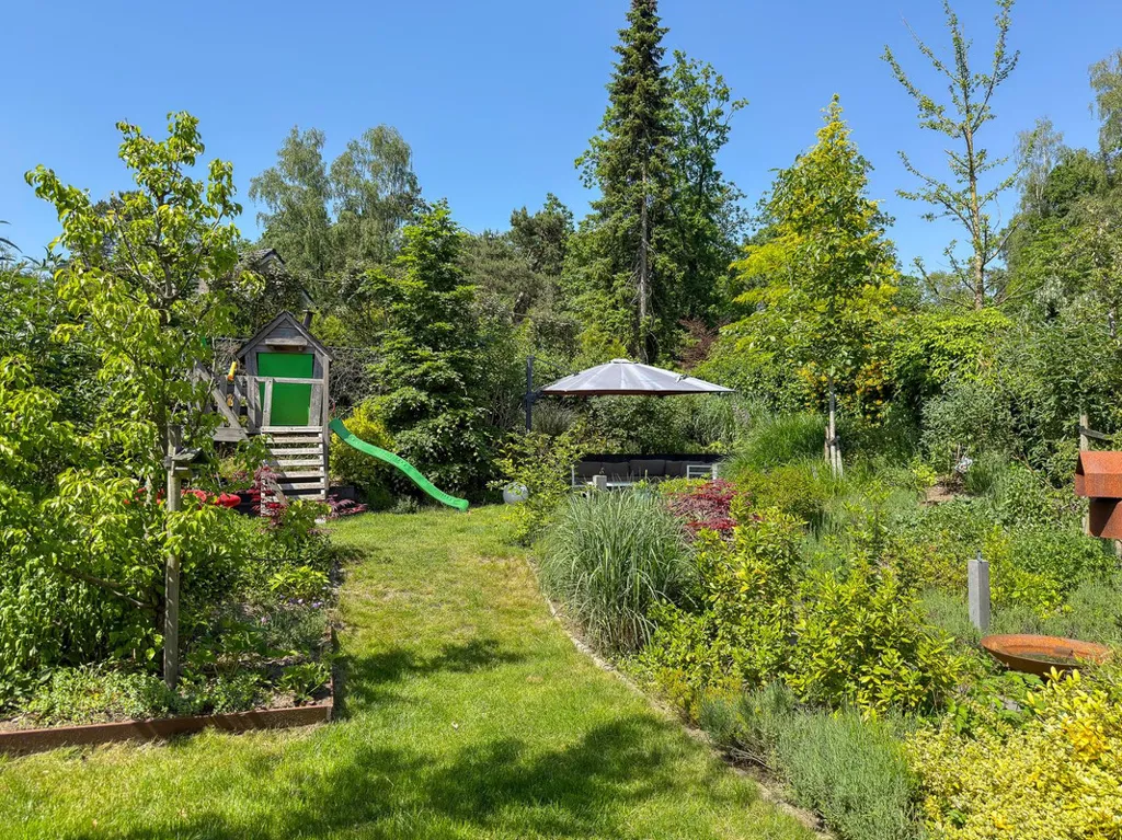 Giardino - Modern Half-Detached House with Forest View in Leersum