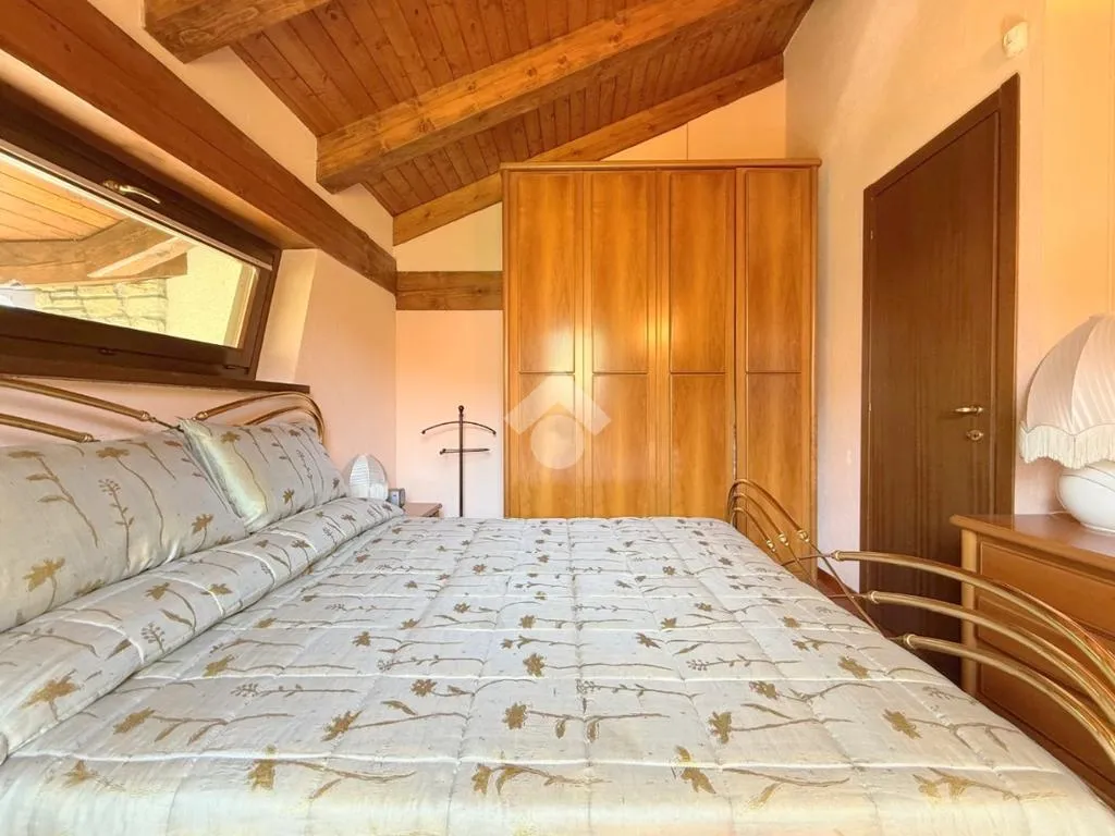 Chambres - Terraced Villa with Private Garden in Oulx