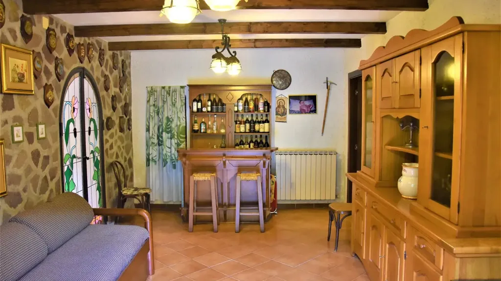Elutuba - Rustic House with Terraced Garden in Comano