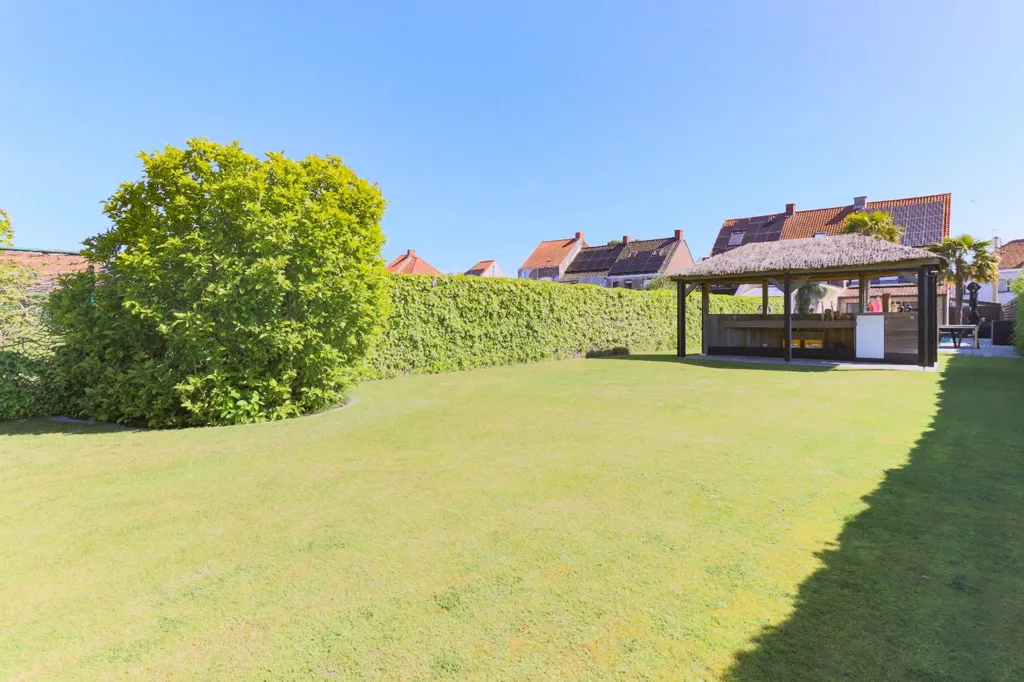 Aed - Stylish House with Pool in Lendelede