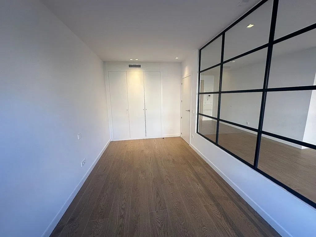hallway_entrance