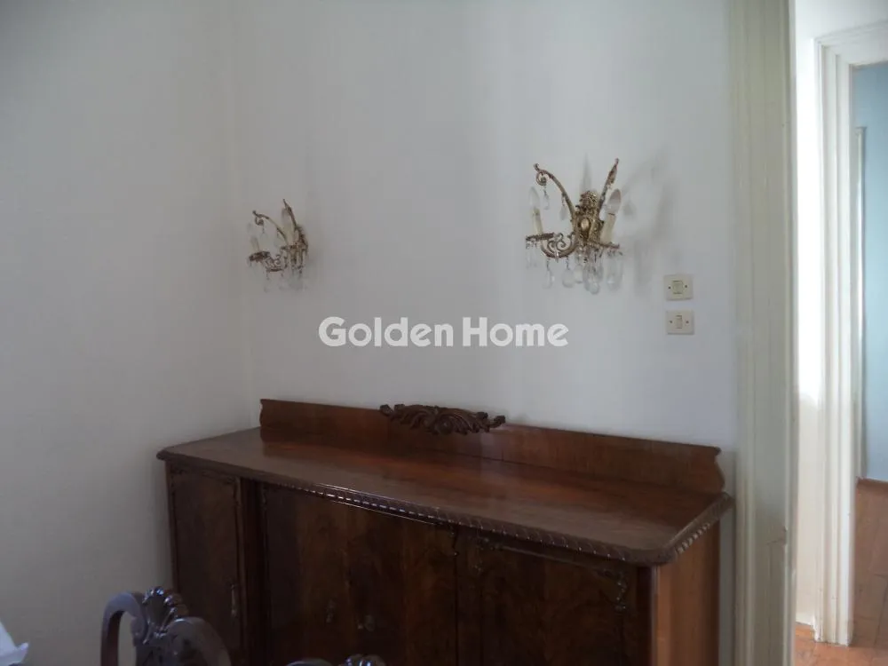 Esik - Partially Renovated Villa in Egio Centre