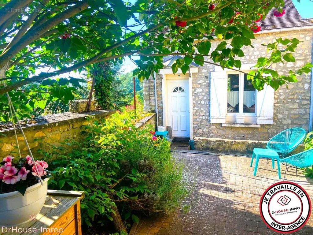 Maison 3 pièces à Aulnay-Sur-Mauldre